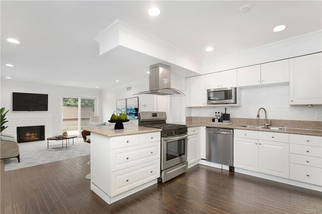 Foto del edificio - 34561 Calle Portola