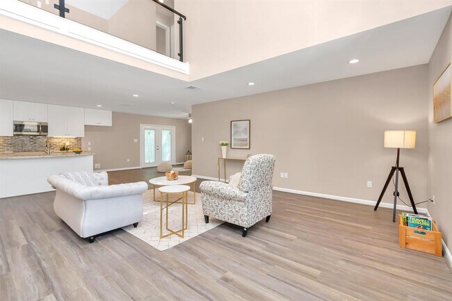 Foto del edificio - 3326 Kelton St