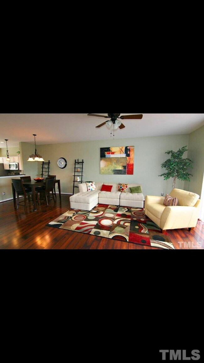 Foto del edificio - 1717 Zachary Brook Ln