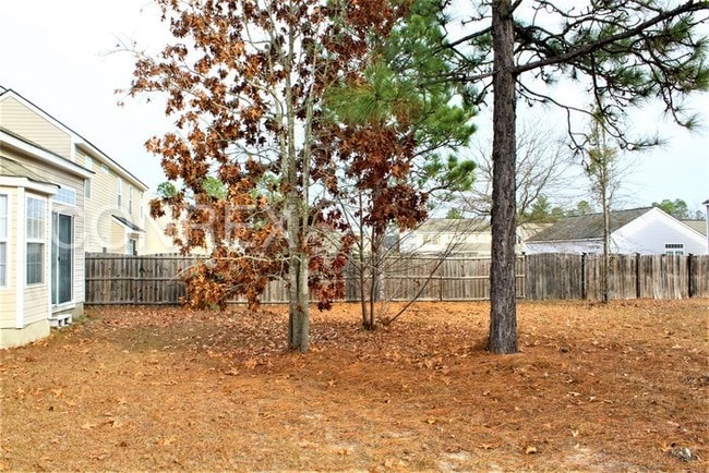 Building Photo - 958 Murchison Dr