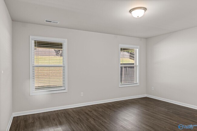 Foto del edificio - 338 Fenrose Dr