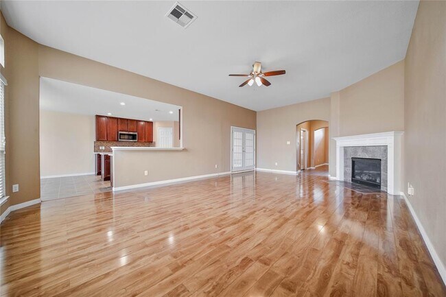 Foto del edificio - 22719 Hearthstone Hill Ln