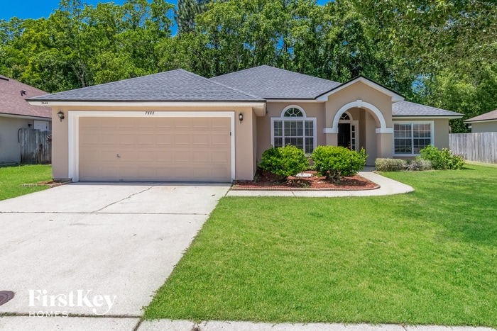 Foto principal - 7444 Lake Plantation Ln