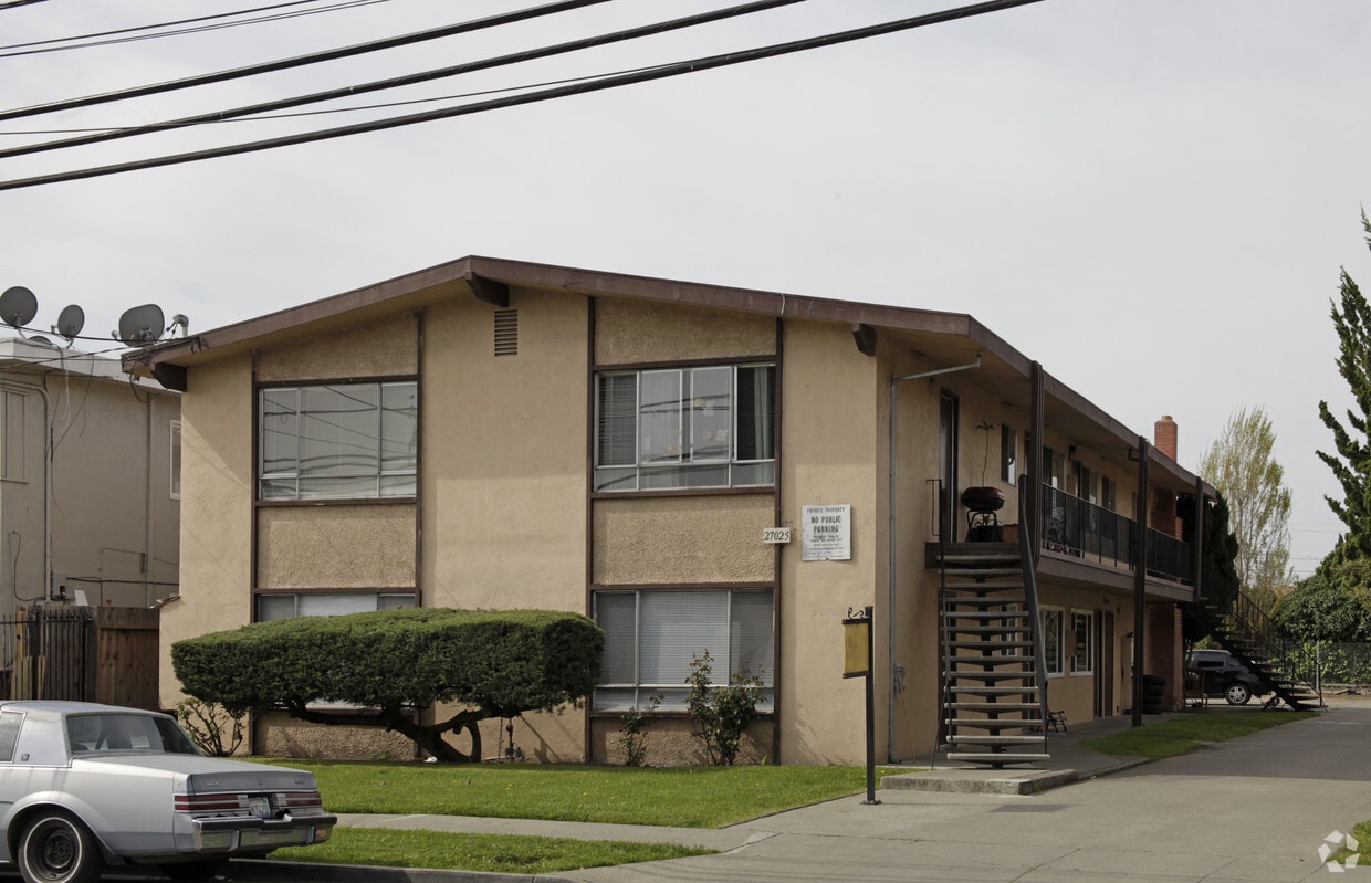 Primary Photo - Tyrrell Apartments Building #1