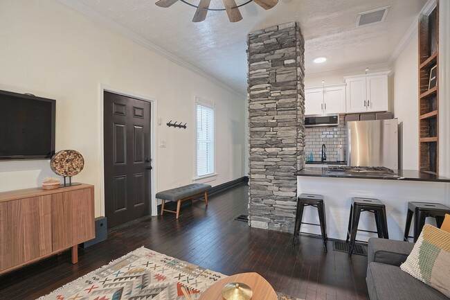 Open floor plan with 12+ foot ceilings - 235 Park Dr