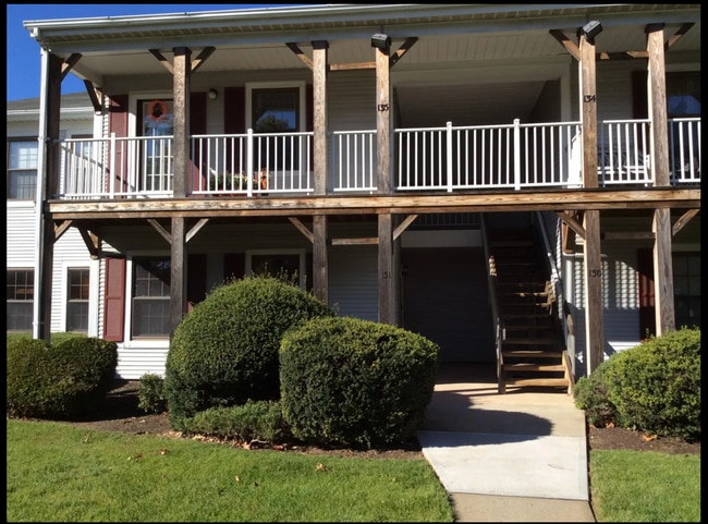 Foto del edificio - 131 Hatfield Ln