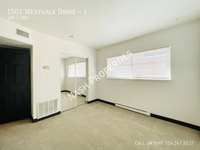 Building Photo - 1502 Westvale Dr