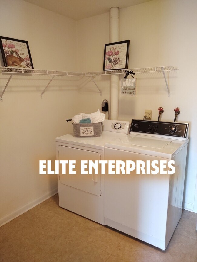 Foto del edificio - 3706 N Donna Ln