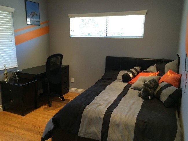 Foto del edificio - 5440 Ethel Ave