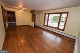 Primary Photo - 512 S Park Dr