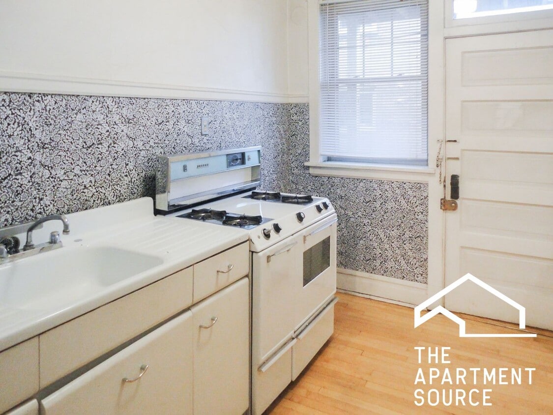 Photo - 3823 North Lawndale Ave. Unit 1E