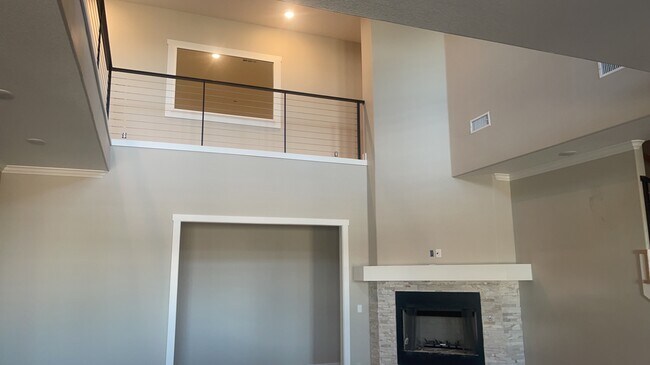 Building Photo - 27 Barndo Dr