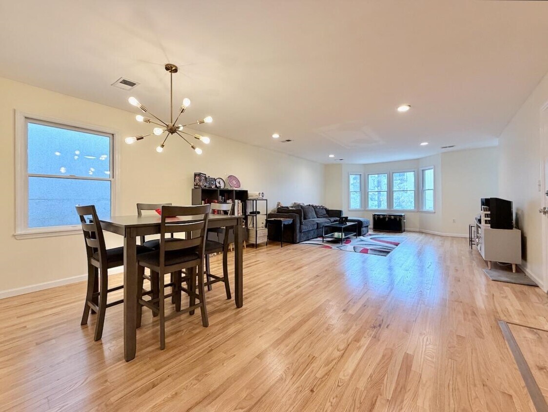 Foto principal - 378 7th St