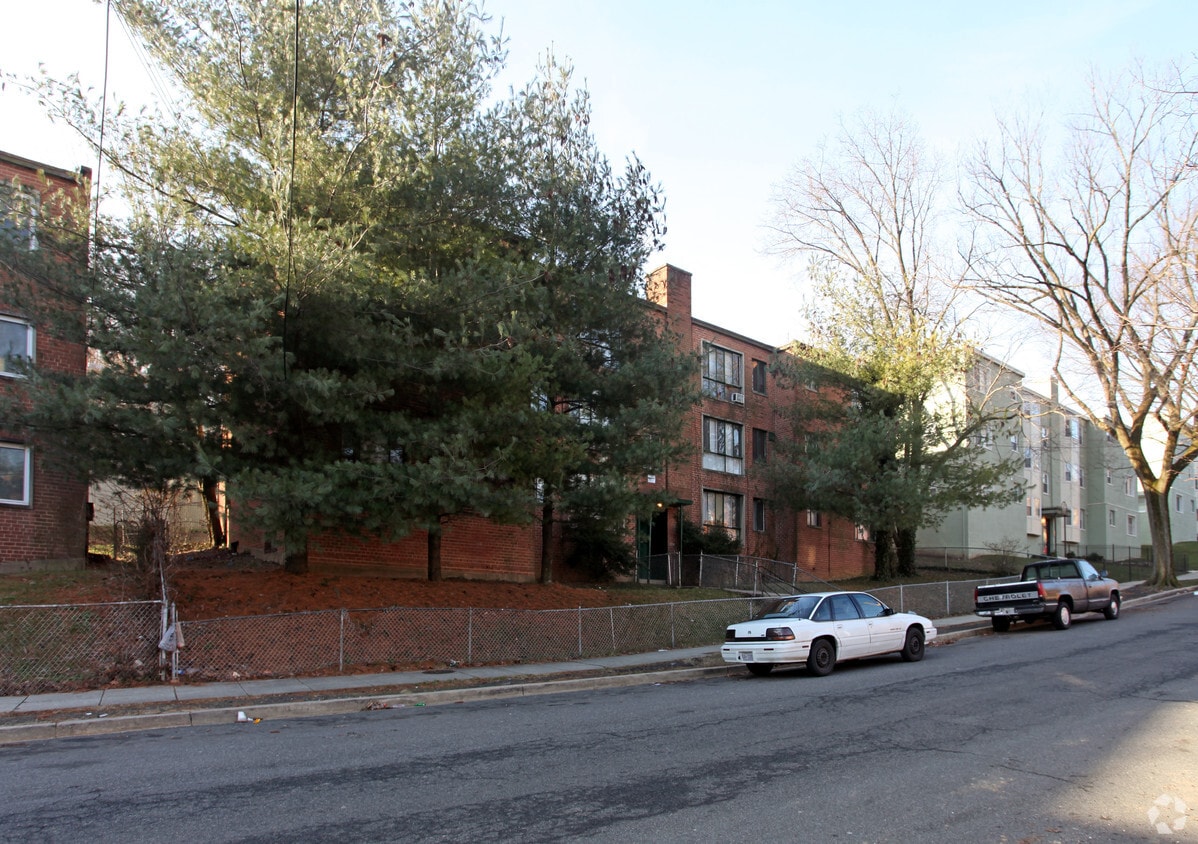 Primary Photo - 2847 Gainesville St SE