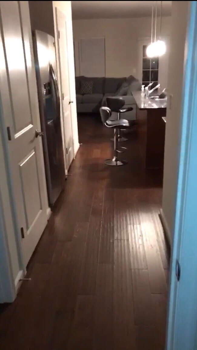 Foto del edificio - 13935 Hollow Wind Way