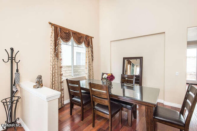 Foto del edificio - 1462 Windmill Way