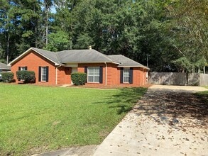 Building Photo - 514 Saddlewood Dr