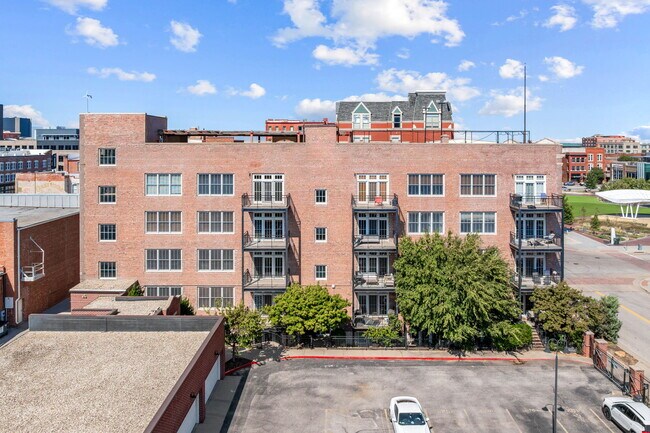 Building Photo - 201 S St Francis Ave