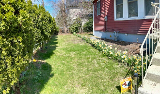 Building Photo - 34 Franklin St