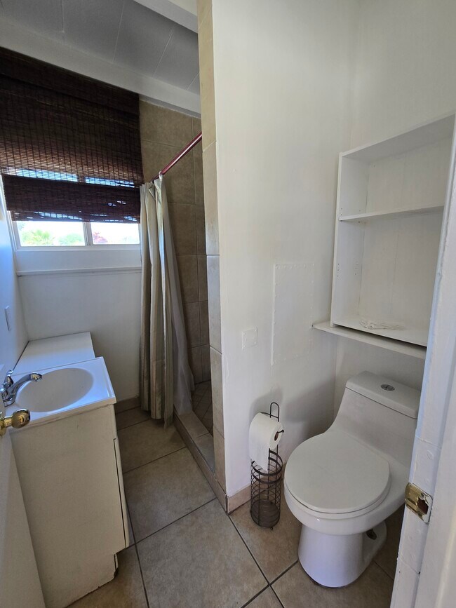 Building Photo - 12908 Cactus Dr