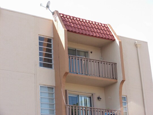 Foto del edificio - 4715 NW 7th St