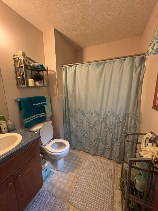 Foto del edificio - 131 Center St