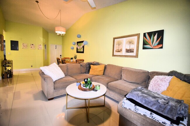 Foto del edificio - 3170 Leewood Terrace