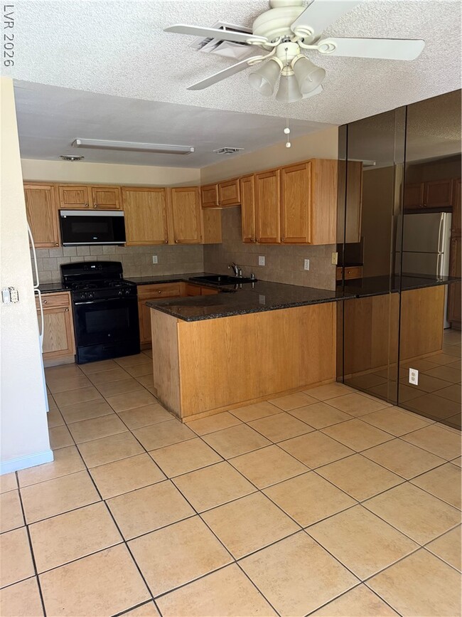 Building Photo - 6747 Flora Dr