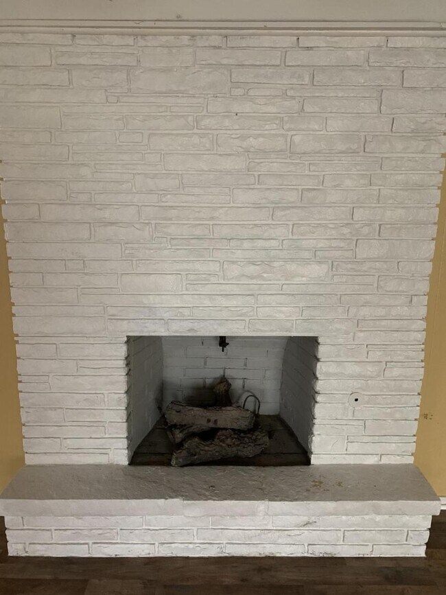 Foto del edificio - 1509 Meyers Pl