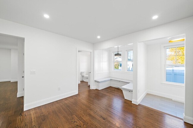 Foto del edificio - 302 Pine St