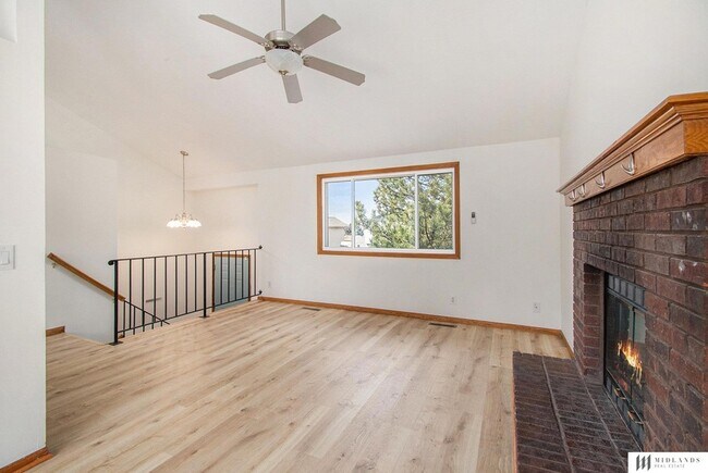 Foto del edificio - 15201 Greene Ave