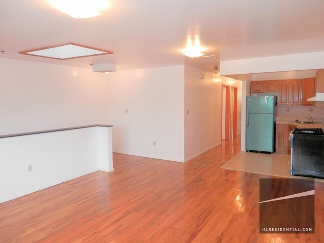 Building Photo - 522 Classon Ave