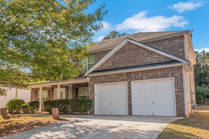 Foto principal - 65 Oak Manor Dr