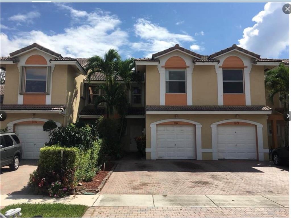 9064 NW 54th St, Sunrise, FL 33351 Townhome Rentals in Sunrise FL