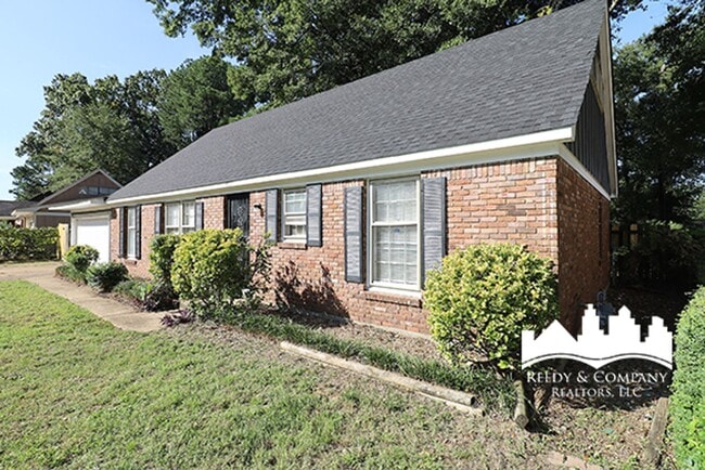 Building Photo - 4533 Bogart St