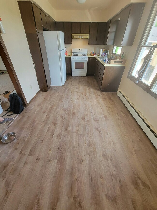 Foto del edificio - 405 Forest Ave