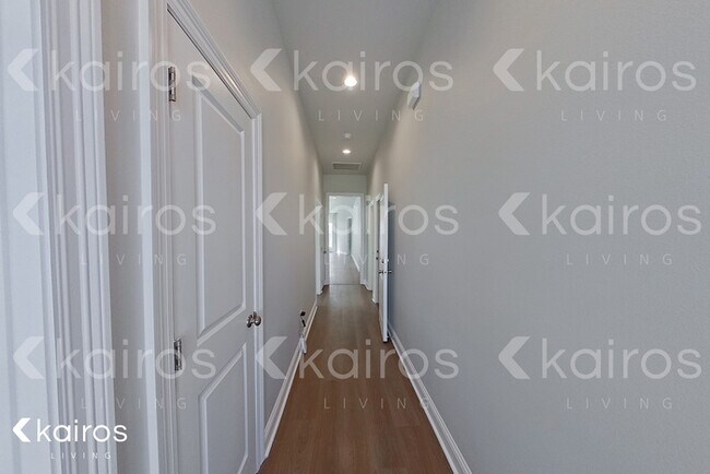 Foto del edificio - 4828 W Dacha Ln