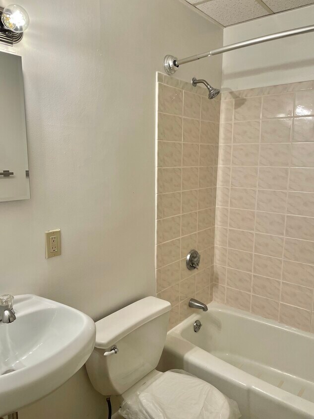 Foto del edificio - 236 Newbury St