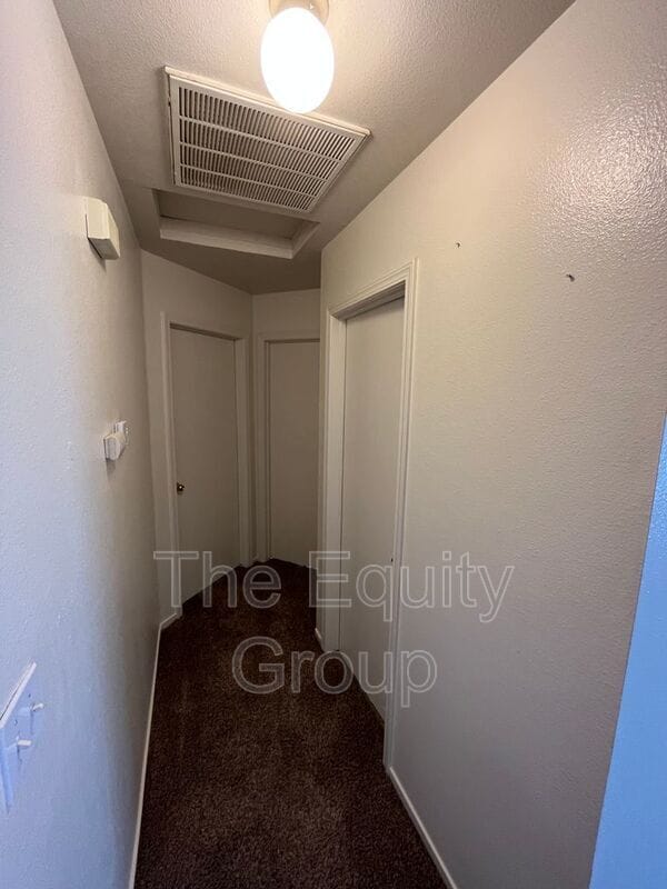 Building Photo - 482 W Morton Ave