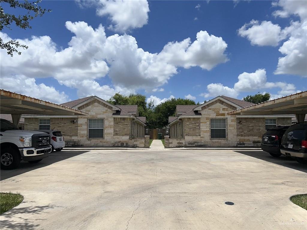 Foto principal - 220 W Albatross Ave