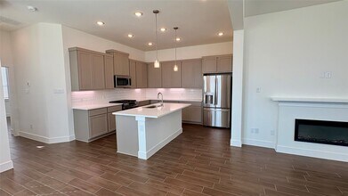 Building Photo - 5206 Sage Hls Dr