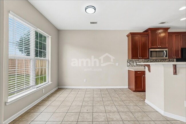 Building Photo - 103 Cumberland Way