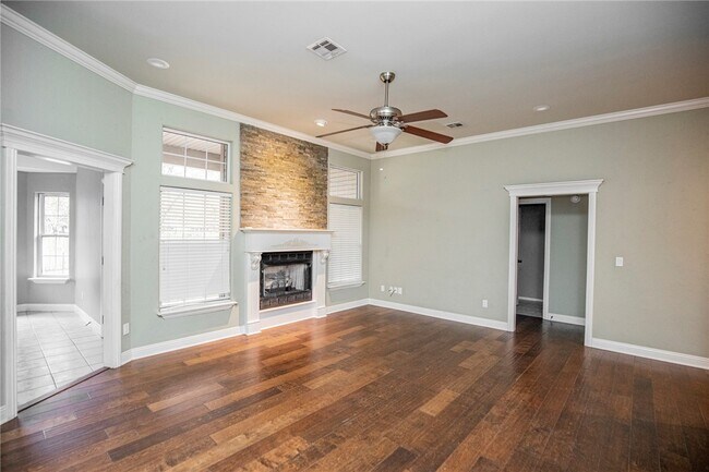 Foto del edificio - 3800 SE 8th St