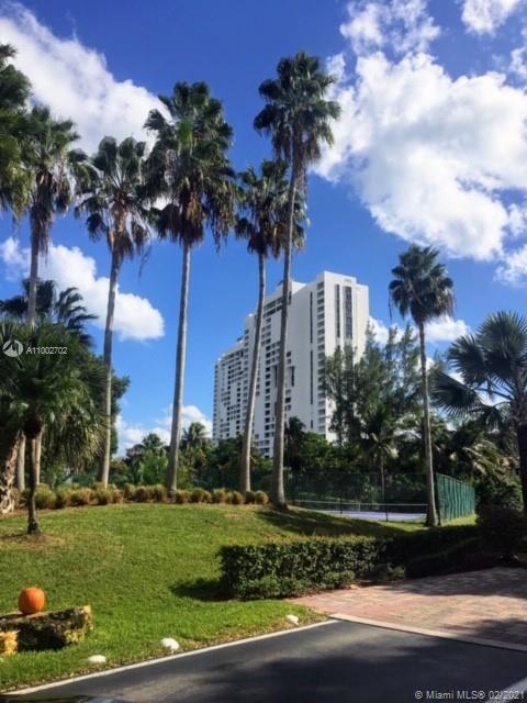 Foto del edificio - 20225 NE 34th Ct