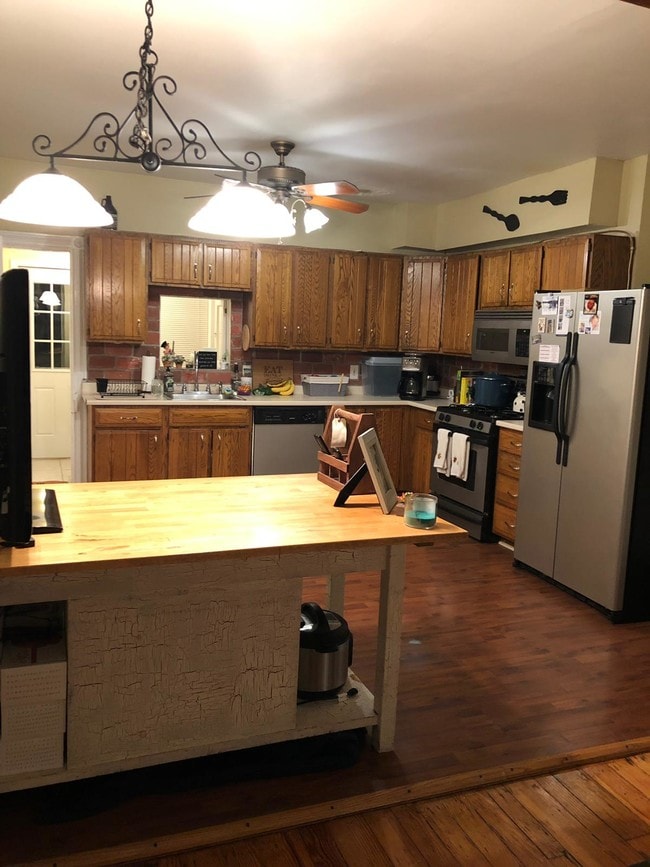 1st Floor Kitchen - 4222 Pechin St