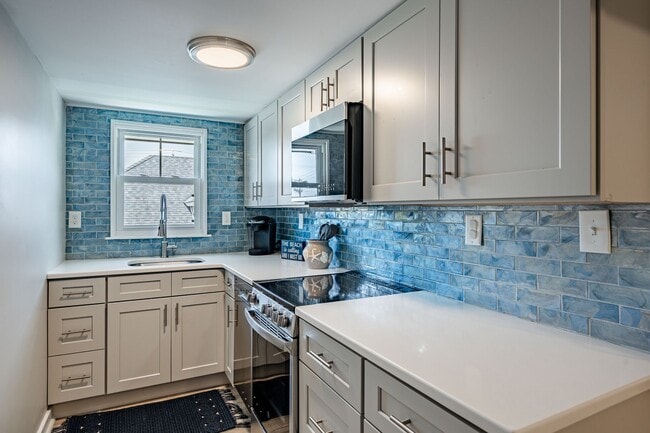 Building Photo - 5708 Park Blvd