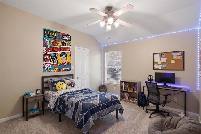 Foto del edificio - 2302 Brookhollow Terrace
