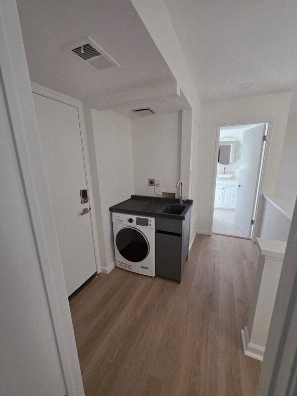 Foto del edificio - 2210 River Run Dr