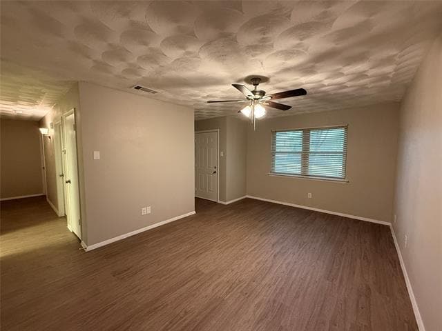 Building Photo - 4705 Windsor Dr