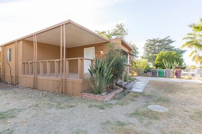 Foto del edificio - 3 br, 2 bath Mobile Home - 44041 Thomas St...